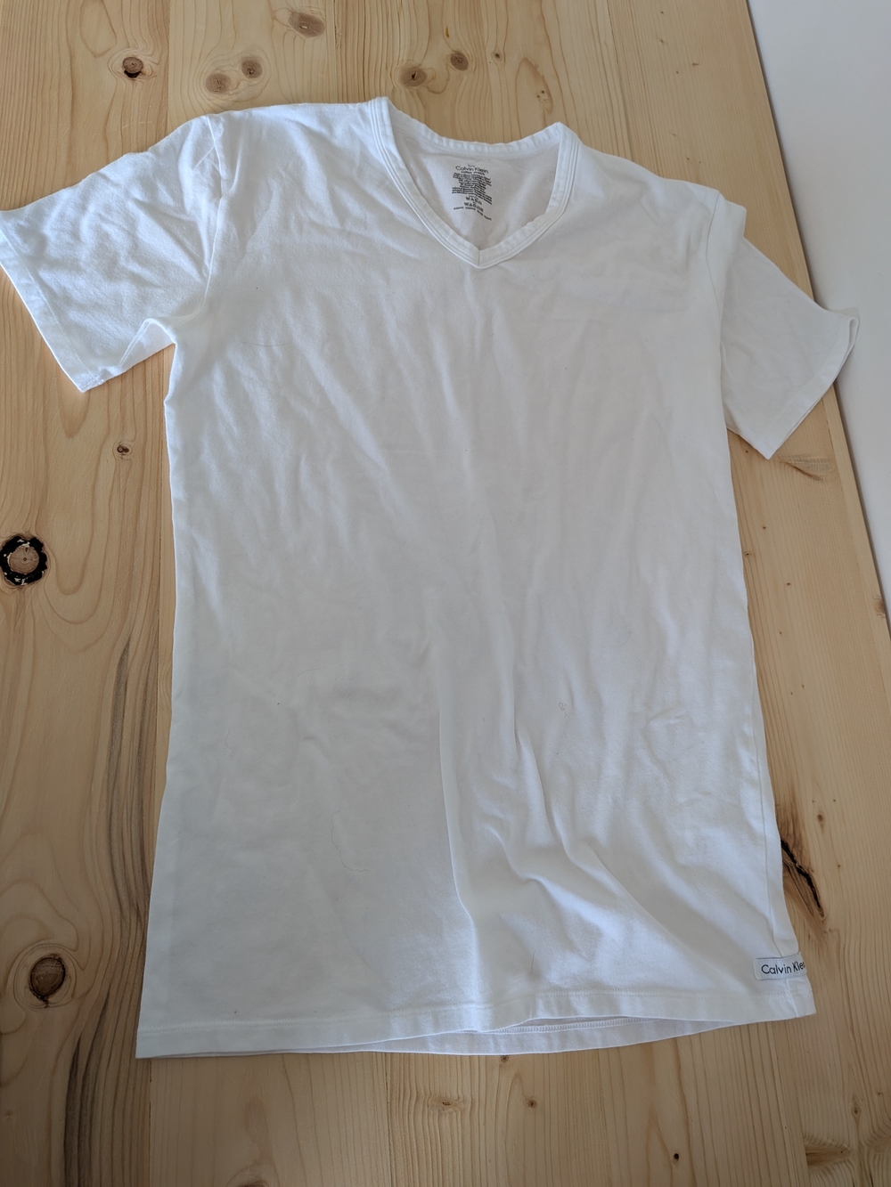 Calvin Klein White V-Neck Short Sleeve Tee